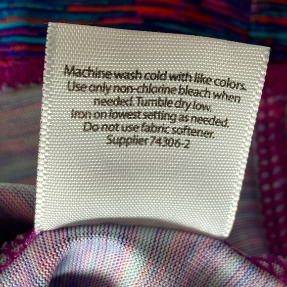 Xersion Heather Purple Blue Pink V Neck Workout Top T-shirt Short Sleeves - Picture 4 of 4